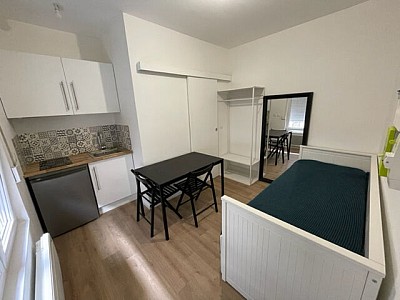 rez de chaussée A LOUER - LILLE - 13.05 m2 - 415 &euro; charges comprises par mois