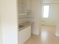 STUDIO A LOUER - LA MADELEINE - 26 m2 - 515 € charges comprises par mois