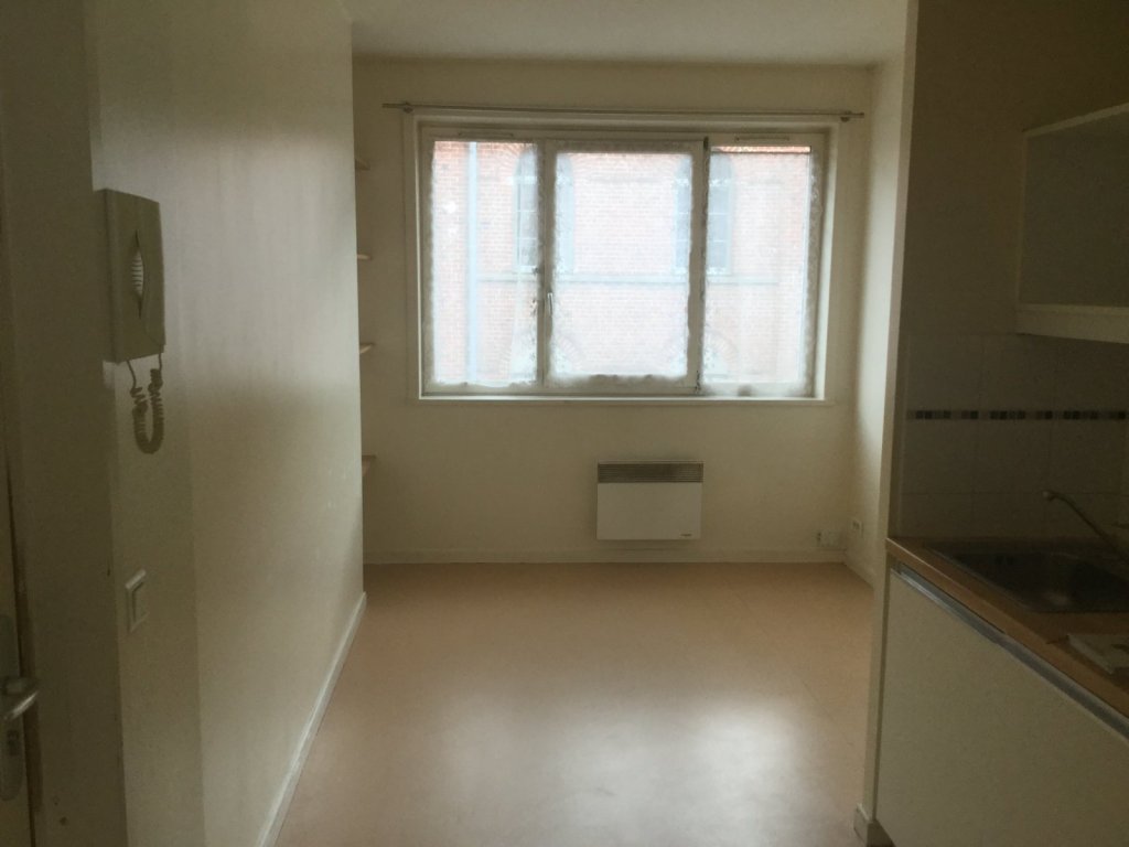 STUDIO A LOUER - LA MADELEINE - 26 m2 - 515 &euro; charges comprises par mois
