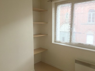 STUDIO A LOUER - LA MADELEINE - 26 m2 - 515 € charges comprises par mois