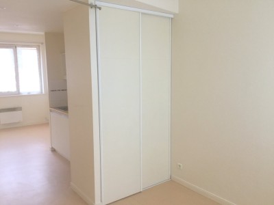 STUDIO A LOUER - LA MADELEINE - 26 m2 - 515 € charges comprises par mois