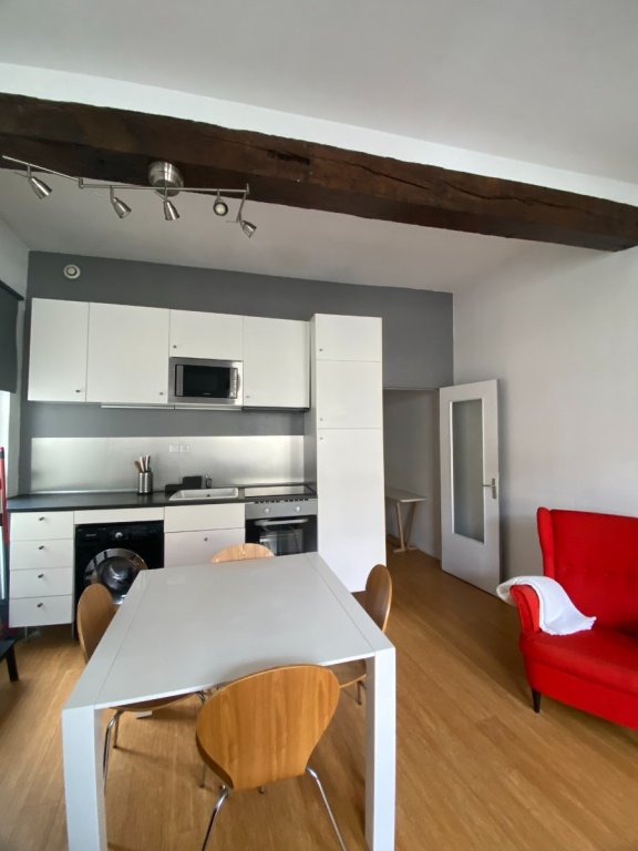 STUDIO VIEUX LILLE A LOUER - LILLE - 33 m2 - 849 &euro; charges comprises par mois