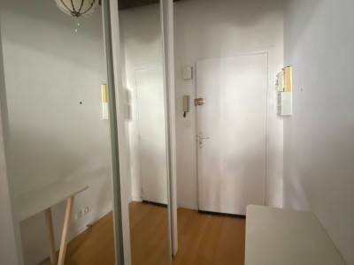 STUDIO VIEUX LILLE A LOUER - LILLE - 33 m2 - 849 &euro; charges comprises par mois