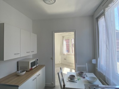 STUDIO A LOUER - WASQUEHAL - 16 m2 - 420 € charges comprises par mois