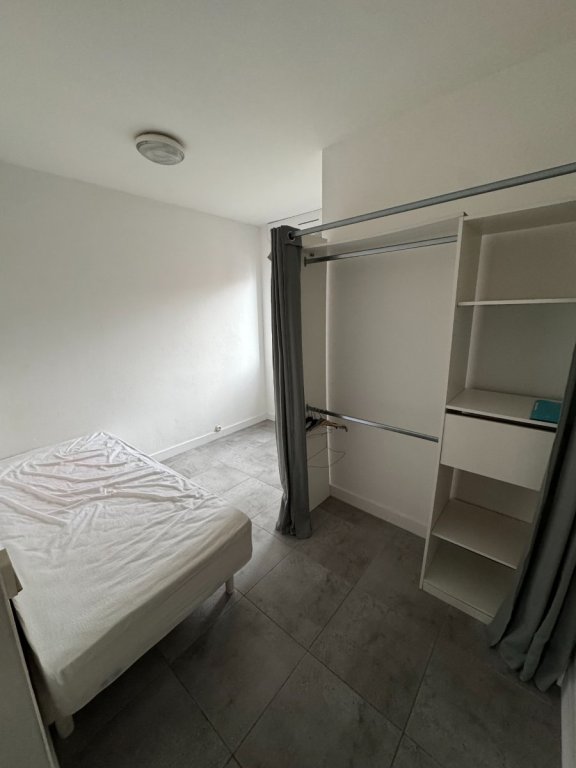 STUDIO A LOUER - WASQUEHAL - 17 m2 - 420 &euro; charges comprises par mois