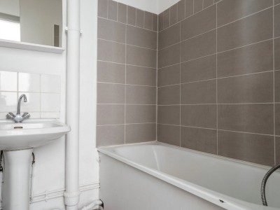 STUDIO A VENDRE - LA MADELEINE - 23.97 m2 - 99 900 €