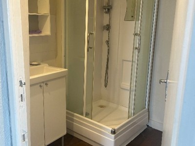 APPARTEMENT T2 A LOUER - LA MADELEINE - 46.25 m2 - 750 &euro; charges comprises par mois