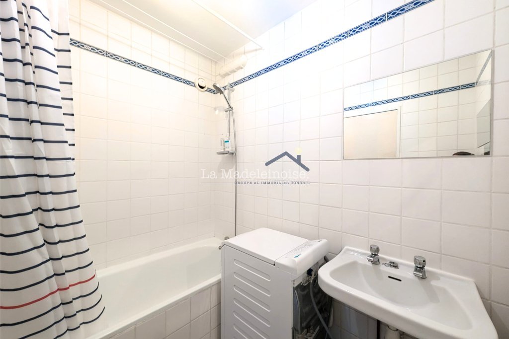 APPARTEMENT T2 A VENDRE - LA MADELEINE - 50 m2 - 139 000 €