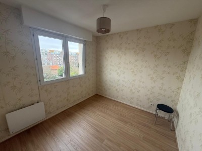 APPARTEMENT T2 A VENDRE - LA MADELEINE - 42.68 m2 - 199 000 €