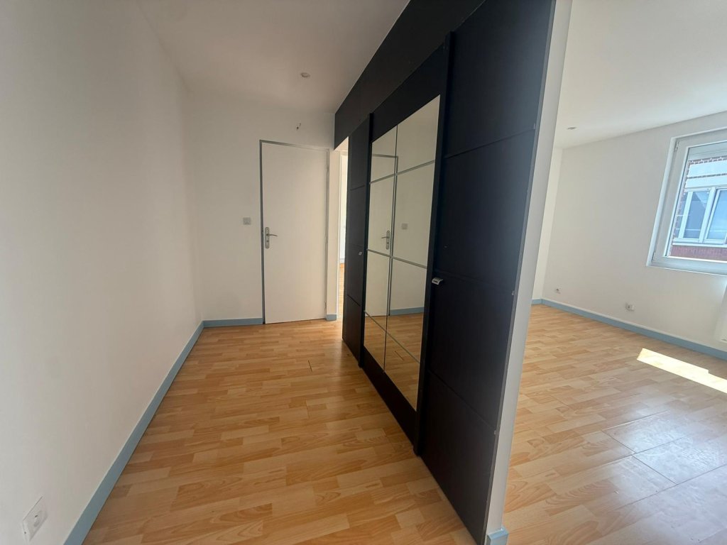 APPARTEMENT T3 A LOUER - TOURCOING - 76.8 m2 - 730 &euro; charges comprises par mois