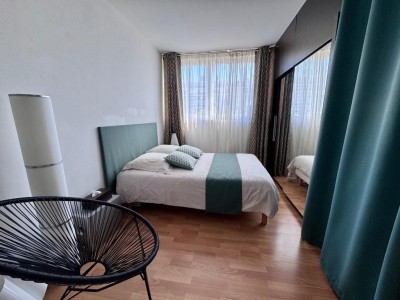 APPARTEMENT T3 A VENDRE - CROIX - 98 m2 - 222000€