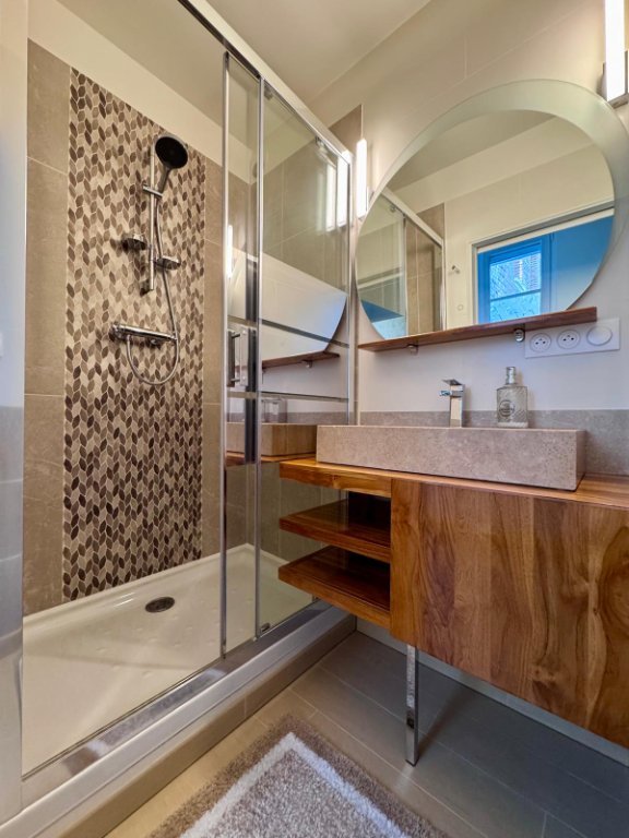 APPARTEMENT T3 A VENDRE - LA MADELEINE - 57.85 m2 - 264�000�&euro;