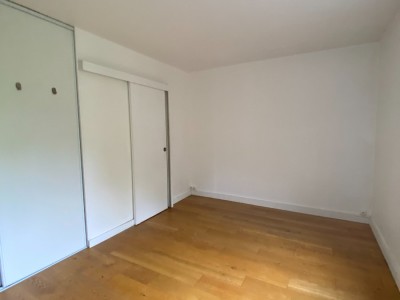 APPARTEMENT T4 A LOUER - MOUVAUX - 115 m2 - 1 891 &euro; charges comprises par mois