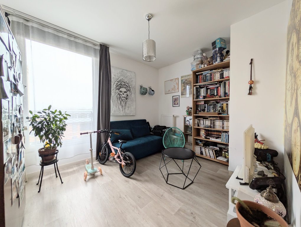 APPARTEMENT T4 A VENDRE - LILLE - 82 m2 - 245�000�&euro;